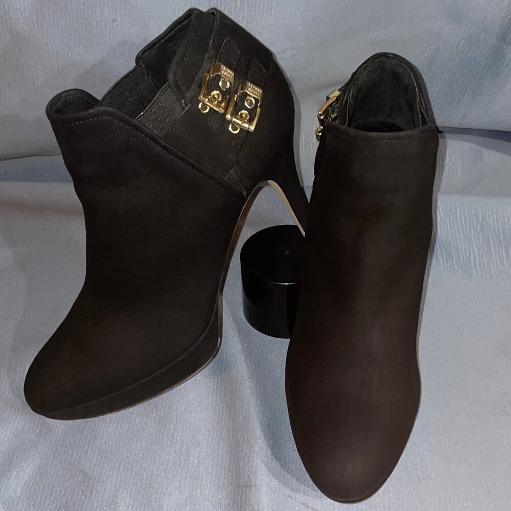 VINCE CAMUTO Black Leather Platform Stiletto Ankle Bootie VC-ELAINA Womens 9.5